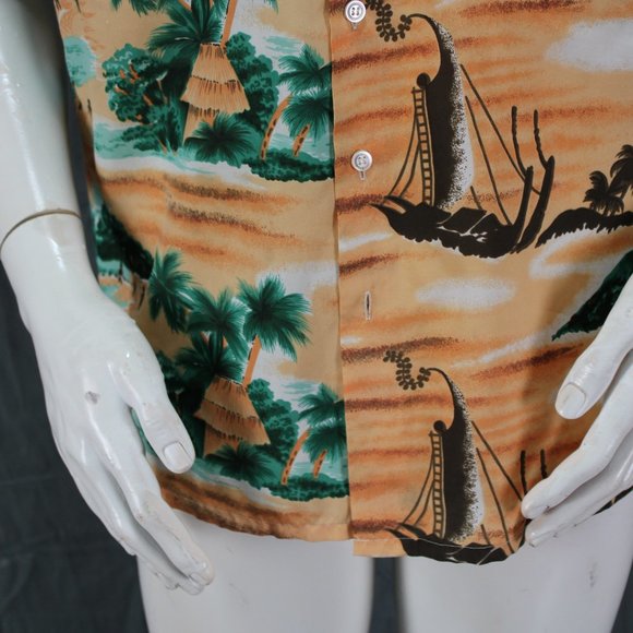 Vintage Hawaiian Shirt - Island and Tribal Pattern by Van Cort - Men's Medium - Picture 4 of 9